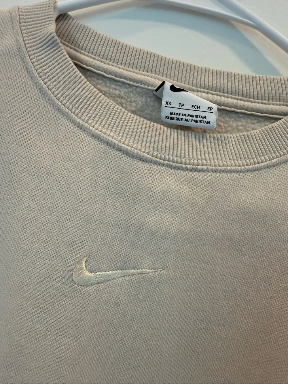 Nike Light Beige Cropped Crew Sweatshirt